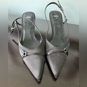 Zara Women's Black Slingback Heels size 39 never worn.